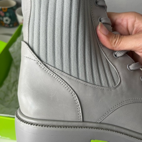 Sam Edelman LYDELL,PEBBLEGREY LEA 8.5 boots - Picture 2 of 10
